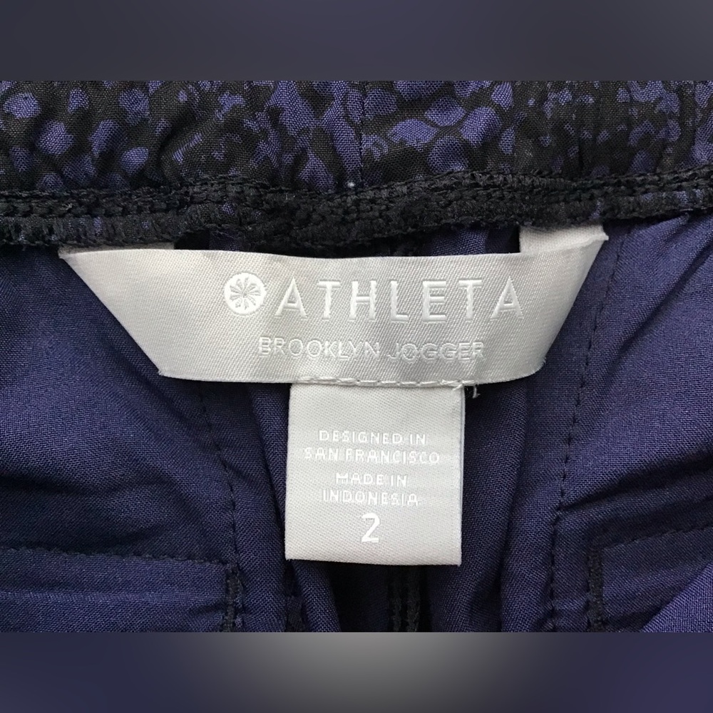 Athleta Brooklyn Jogger Pants Python Snake Navy - image 6